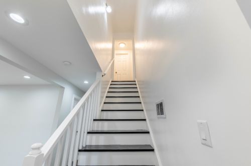 5009 Lavergne Ave, Chicago IL 60638-5831 exterior