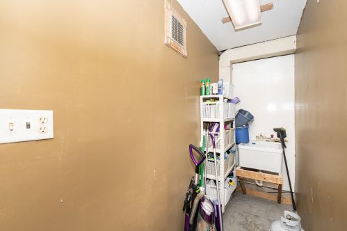 11601 Komensky Ave, Chicago IL 60623-1229 exterior