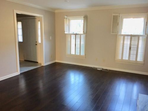 2 Jefferson Hill Pl, Atlanta GA  30342-3750 exterior