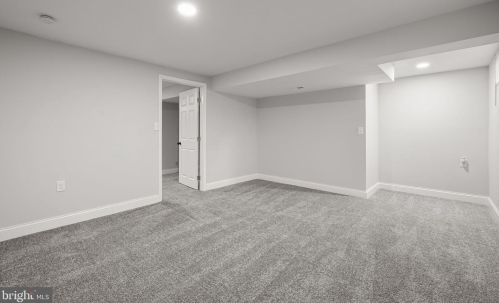 2202 Arden Dr, Fallston MD 21047-1402 exterior