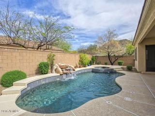 2732 Florimond Rd, Phoenix AZ  85086-6655 exterior