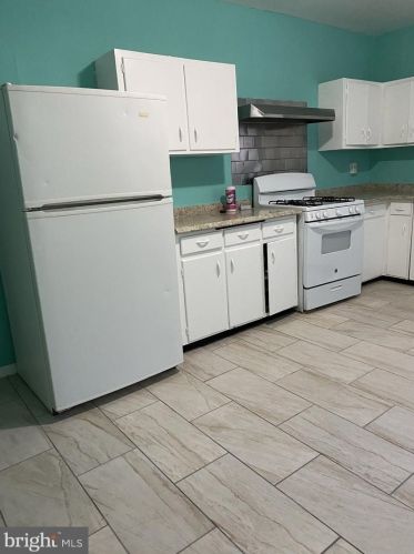 2107 65 St, Philadelphia PA 19142-2028 exterior