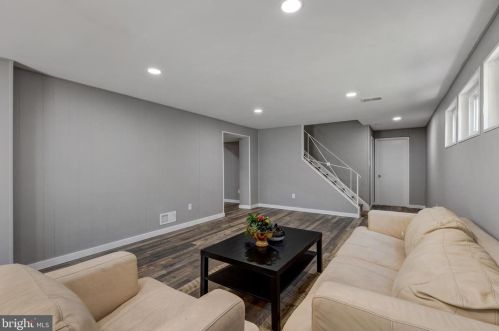 11404 Fairoak Dr, Silver Spring MD  20902-3137 exterior