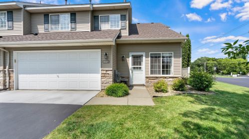 8321 Delaney Dr, South Saint Paul, MN 55076-2645