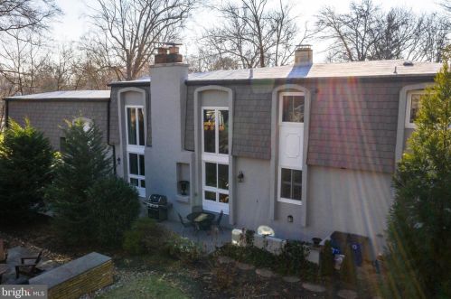 398 Lakeside Rd, Ardmore PA exterior