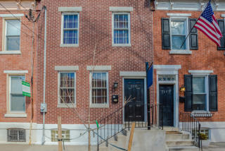 2243 Catharine St, Philadelphia PA  19146-1703 exterior