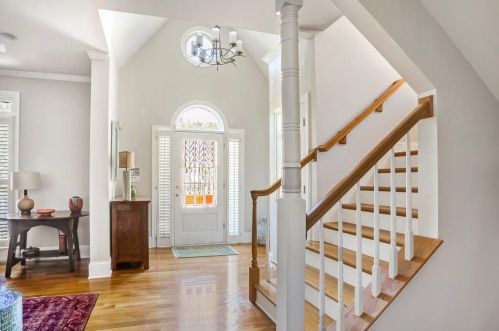 2485 Ellijay Dr, Atlanta GA 30319-3442 exterior