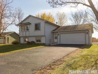 2223 Ryberg St, Chaska, MN 55318-2845