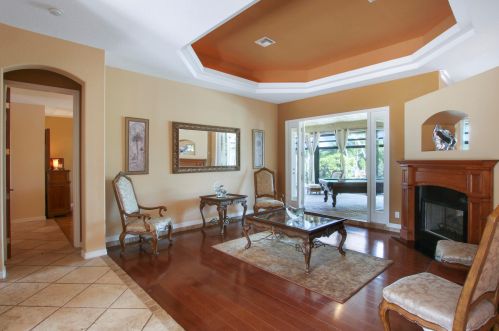 2718 Eagle Dr, Fort Pierce FL 34984-8913 exterior