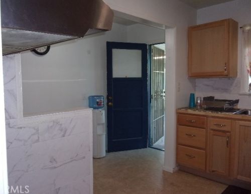 605 Mendocino St, Altadena CA  91001-2336 exterior