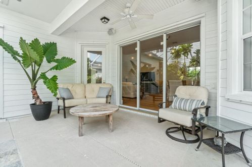 131 Barbados Dr, Jupiter FL 33458-2913 exterior