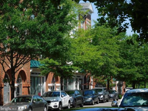 5113 Knapp Pl, Alexandria VA  22304-8638 exterior