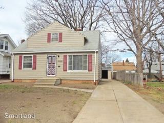 20061 Champ Dr, Cleveland OH  44117-2206 exterior