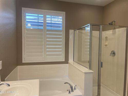 181 Rosemary Dr, Chandler AZ  85248-4040 exterior