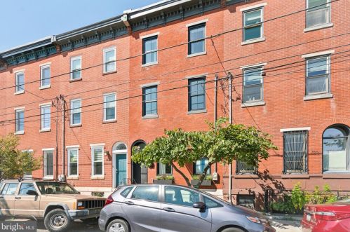 761 Cleveland St, Philadelphia PA 19146-2909 exterior