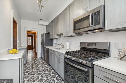 33 Hamilton St, Washington DC 20011-6360 exterior