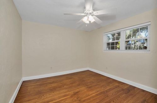 2115 Frst Cir, Orlando FL 32803-6247 exterior