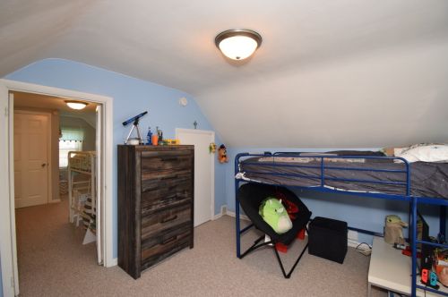 8503 Stuth Ave, Milwaukee WI 53227-3745 exterior