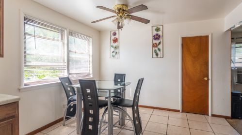 1019 93 St, Chicago IL 60617-4109 exterior