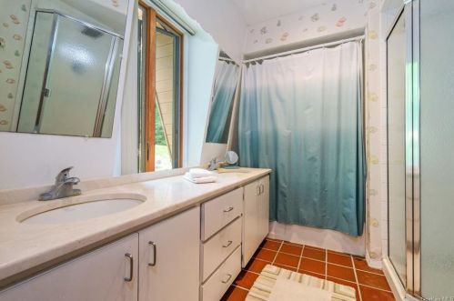 22 Carolyn Pl, Armonk NY 10504-1101 exterior