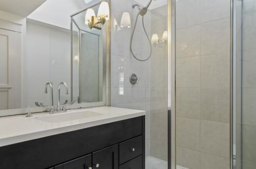 1103 Elmdale Pl, Dallas TX 75224-1301 exterior