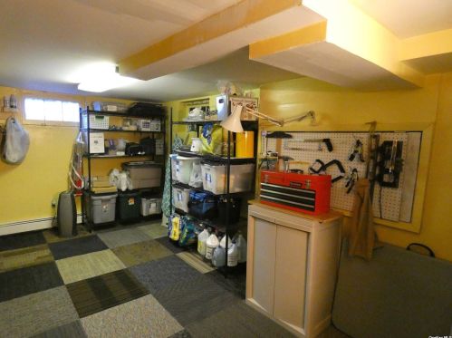 144 Old Country Rd, Huntington Station NY 11747-1814 exterior