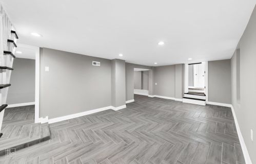 850 50th Pl, Chicago IL 60609-5155 exterior