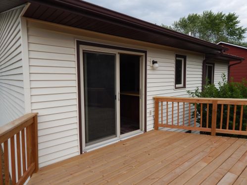 1872 Bear Path Trl, Saint Paul MN 55122-2266 exterior