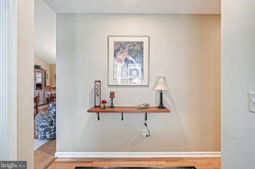 409 Chapelwood Dr, Hanover PA  17331-5232 exterior