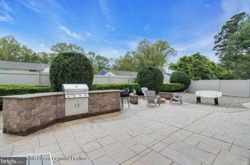 238 Pt Pleasant Ave, Berkeley Township NJ 08721-1354 exterior