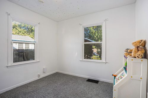 857 Cricklewood St, Wyoming MI exterior