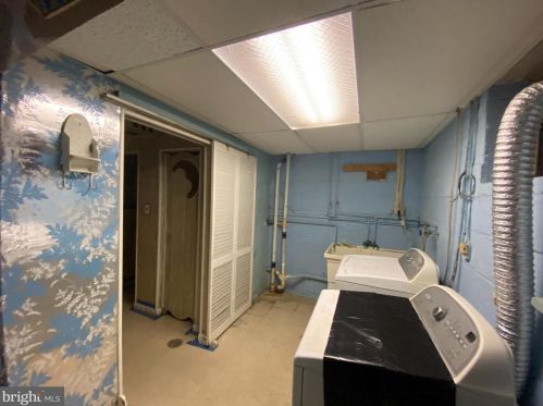 802 Hayward Ave, Silver Spring MD 20912-5808 exterior