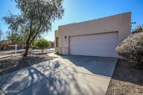 1861 River Otter Dr, Tucson, AZ 85704-1754