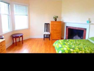 90 Trowbridge St, Cambridge MA  02138-3102 exterior