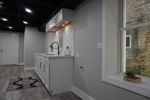 2837 Farrell St, Chicago IL 60608-5707 exterior