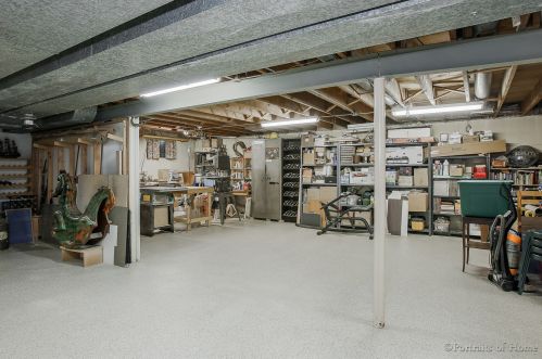 4830 Coyle Ave, Chicago IL 60712-2422 exterior