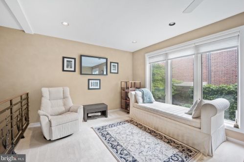 331 2nd St, Philadelphia PA 19122-3324 exterior