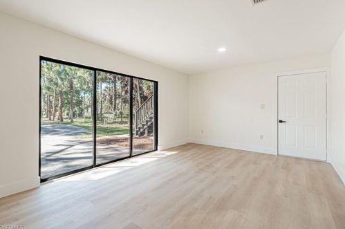 661 12 Ave, Naples FL 34120-2303 exterior