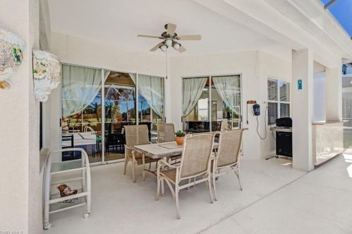 14650 Indigo Lk Cir, Naples FL 34119-4821 exterior