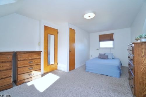 80 Howard St, Perth Amboy NJ 08861-1525 exterior