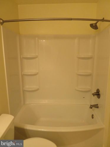 225 Foxmanor Ln, Glen Burnie MD 21061-6349 exterior