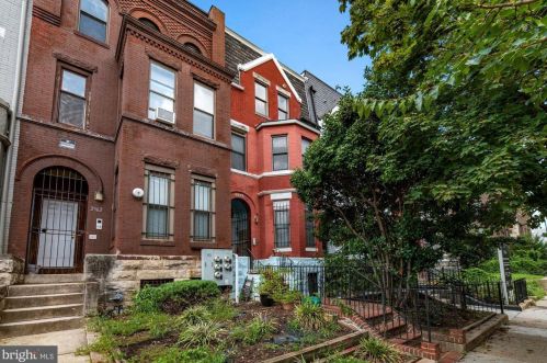 2564 University Pl, Washington, DC 20009-4598