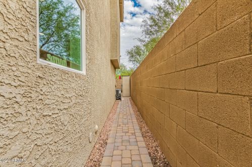 21844 40th Pl, Phoenix AZ  85050-7225 exterior