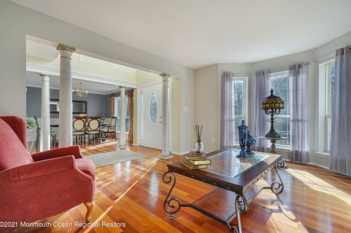 17 Cottonwood Dr, Jackson Twp NJ 08527-4940 exterior