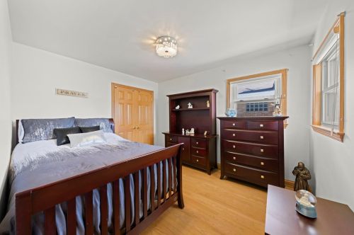 5016 Ridgewood Ave, Chicago IL 60706-2807 exterior