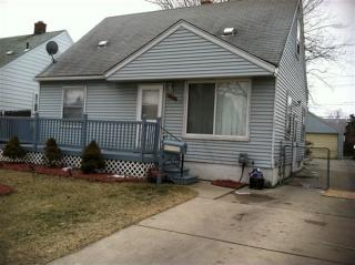 6255 Ashton Ave, Detroit MI  48228-3835 exterior