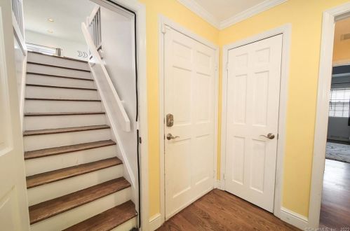 148 Norwalk Rd, Norwalk CT 06850-4406 exterior