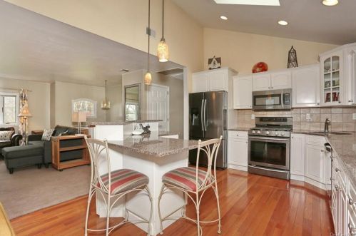 574 Millburn Ct, Valley Cottage NY 10989-1420 exterior