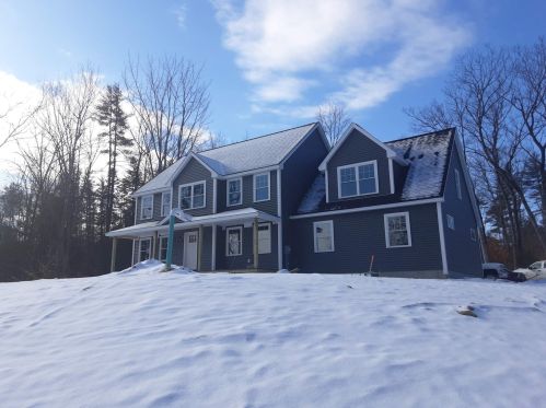 29-16 Water St, Concord, NH 03303-4821