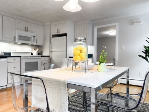 3 Johnson Ave, Peabody MA 01960-5225 exterior